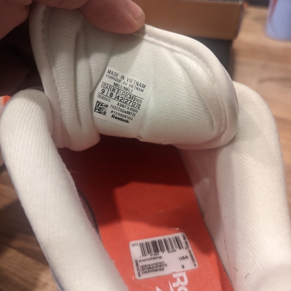 Reebok Question Low Patent Toe Orange - Picture 5 of 8